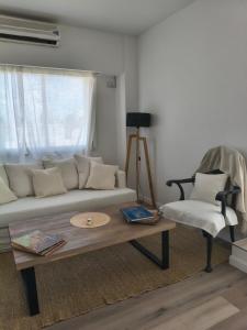 Newly Renovated Duplex in Recoleta for 4