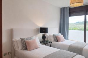 Noctua 040 Benahavis Botanico 1