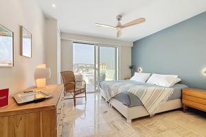 Sea View Terrace Penthouse Garage Walk to the Palais