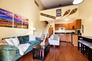 Timbers Lodge 56 with Wintergreen Advantage