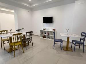 Blu Parthenope a Spaccanapoli