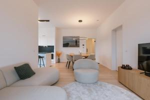 Near the beach 2 bedrooms 2 bathrooms & Terrace