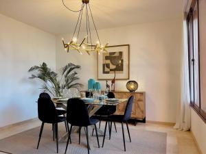 Marbella Elviria: 3 Dorm, Playa andando y Piscina