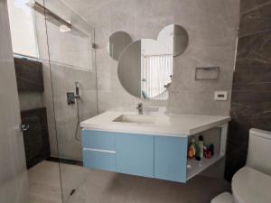 Casa de lujo en Girardot con piscina privada tipo resort