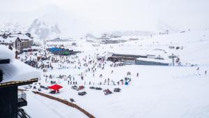 Spacious 1-Bedroom with Ski Lift View Neo Building New Gudauri
