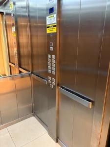 Monoambiente Amplio, Moderno con Parrilla y Cochera!!