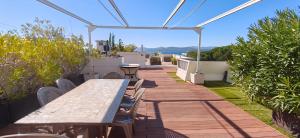 Exceptional rooftop terrace with panoramic sea view