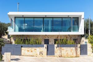 White View Villa by Alex