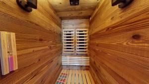 Alpine Chalet Apartment