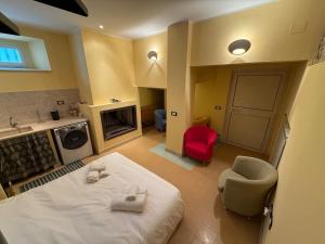 Il "Nido di Achille" in Centro - 2 piani di privacy e massimo comfort!