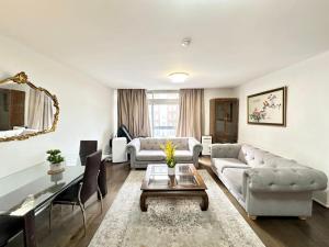 Central London Beautiful Family Apartment