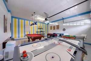 ECR7407 Disney Vacation Retreat @Encore