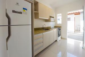 Curta Praia de Armação - Casa Violeta