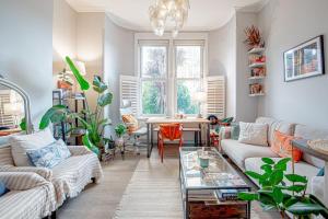 Bright 1-Bed Flat in London W9 -Close to Transport