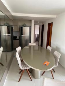 Maralago · Decoração Impecável, Espaço e Bem-Estar