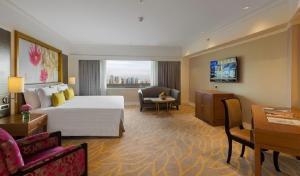 Greenbelt five star Breakfast Gym Swim Fast internet