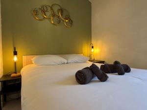 Clos Fontaine House with garden pool