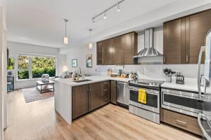 Charming Condo in Ballard