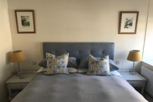 The Yard House - 5 bedroom housein Sherborne