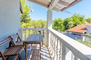 Villa Klara - Apartmani 50 metara od plaže