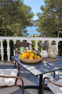 Villa Klara - Apartmani 50 metara od plaže