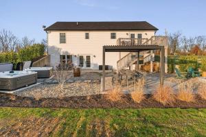 Bridle & Bourbon Retreat - Holiday Home