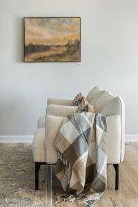 Bridle & Bourbon Retreat - Holiday Home