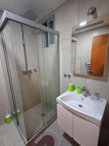 Modern and Warm in the Heart of Sopocachi