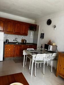 Playa de Las Américas Apto cerca de la playa, con piscina y parking