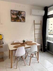 Ocean Studio- Pet Frendly