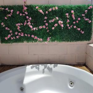 Casa aconchegante com hidro aquecida para até 10 pessoas, lado praia de Itanhaém