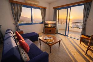 Livia - Vikles Villas