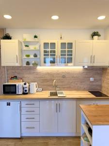 Modern bright apartment 2