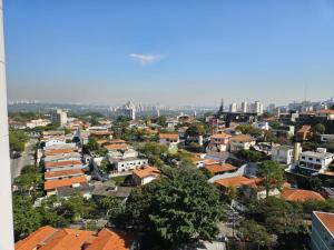 Apto completo super confortável e moderno próximo Metro Vila Madalena