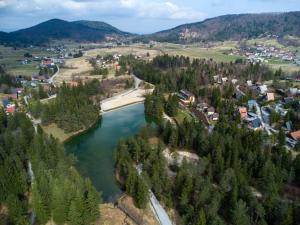 Holiday house pr ta star lip