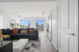 Bright & Stylish 3BR | Downtown + Parking