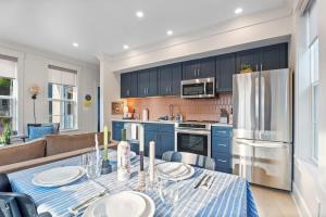 6BR Urban Retreat Deck Near Downtown Durham