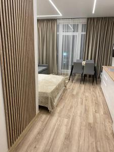 Новострой-отдельная квартира возле бассейна