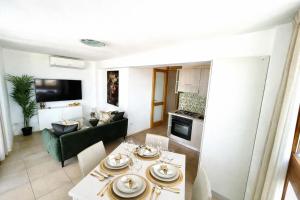 Elegant Penthouse withTerrace Sinis coast img2