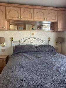 6 berth caravan ensuite the chase