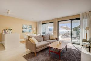 Pure South Penthouse - Manilva Luxury Condo