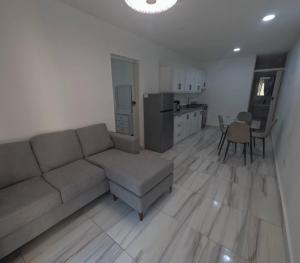 Condo face la piscine, plein coeur de Sosua 106