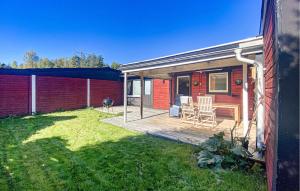 2 Bedroom Stunning Home In Gullringen