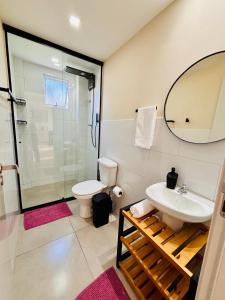 Apartamento térreo em Paraty - 2 quartos com ar e vaga de estacionamento