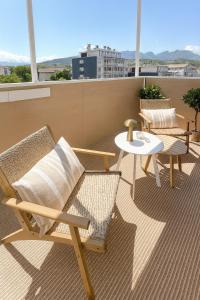 Sweet Home - Cocon élégant climatisé, piscine été, balcon & parking privé