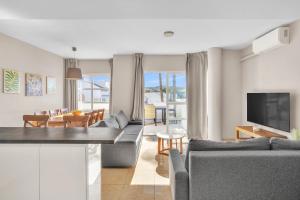 Casa Mariana Penthaus apartment with golf and mountains view