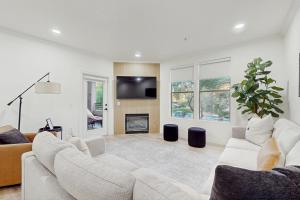 Luxury Resort-Style Extended Stay in Scottsdale!