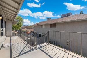 Modern 2BR Home Near Old Town & Spring Training