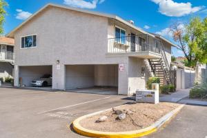 Modern 2BR Home Near Old Town & Spring Training