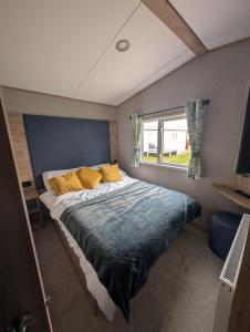 50 The Cedars Luxury 8 Berth Caravan Southview Holiday Park